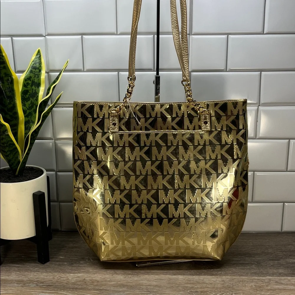9865 Michael Kors Metallic Gold Patent Tote with Chain Handles 257499865 - Picture 2 of 14